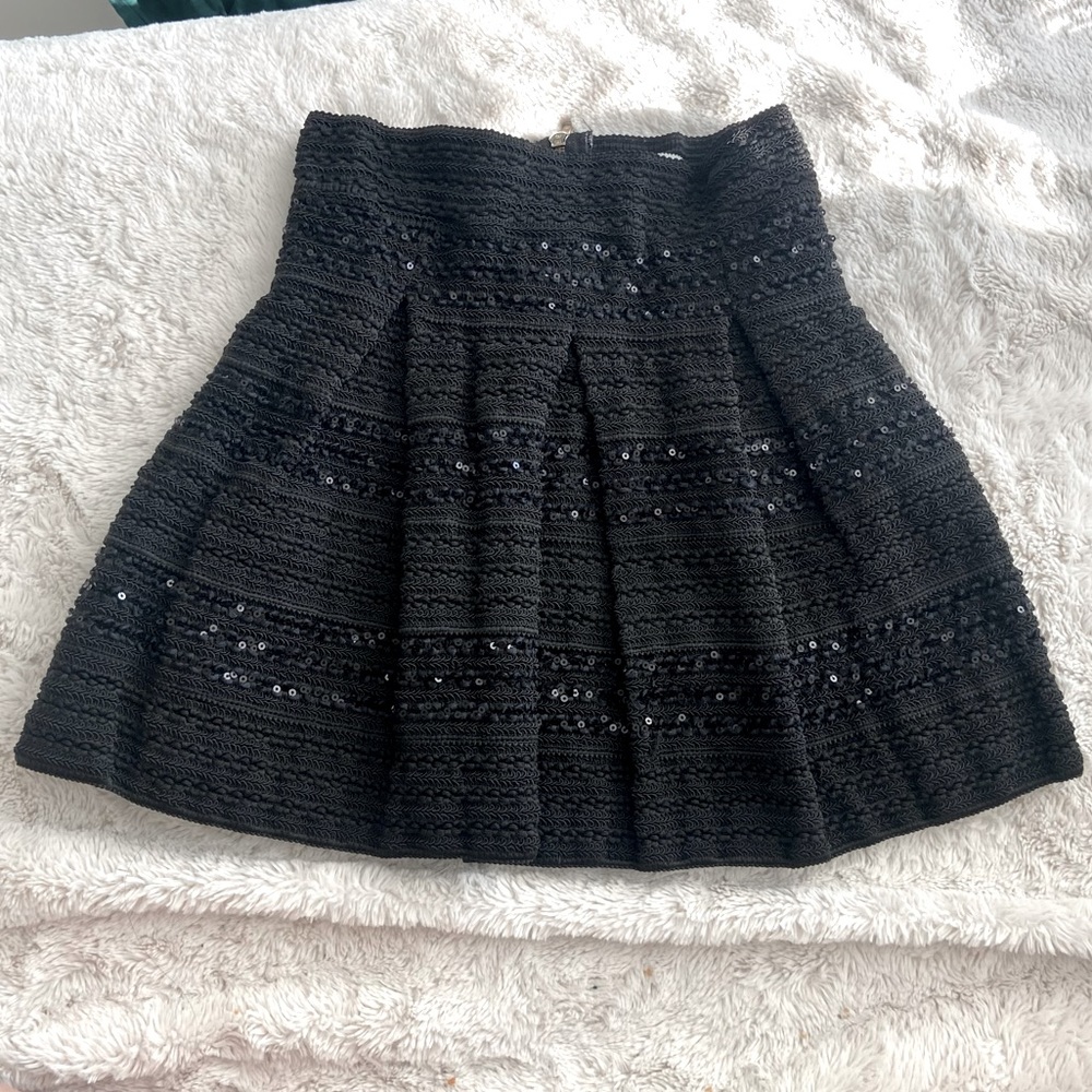 GINGER G Black Pleated Beaded A-line Mini Skirts